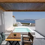 Goulielmos & Hotell